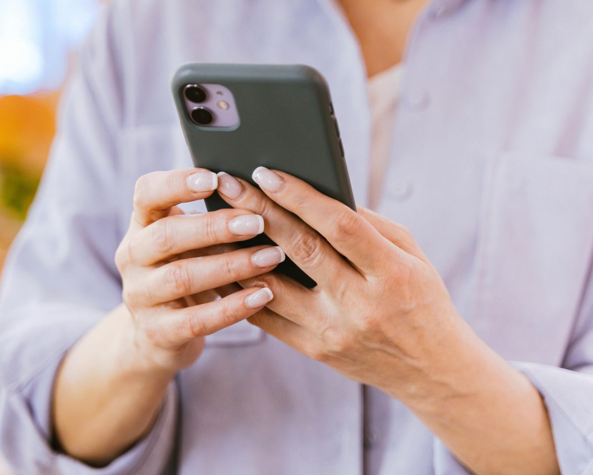 Control ideol�gico y asistencia docente: el rol que le asignan los gobiernos a la comunidad