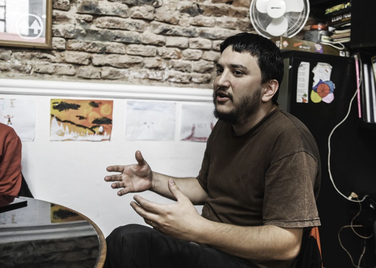 Camilo Carrizo Carbonell, maestro de quinto grado, miembro de la cooperativa hace siete años.